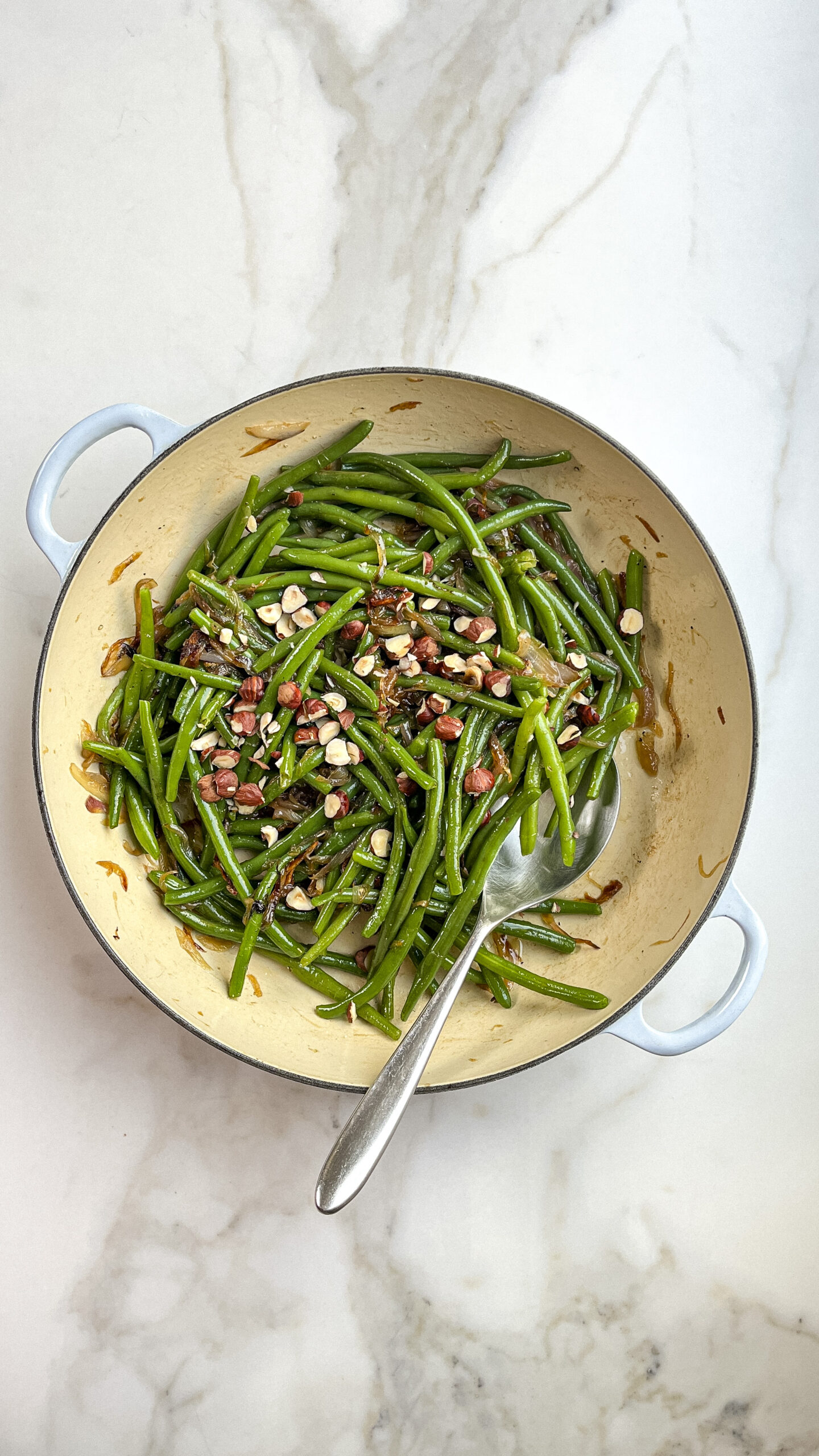 Green Beans with Caramelized Shallots and Roasted Hazelnuts